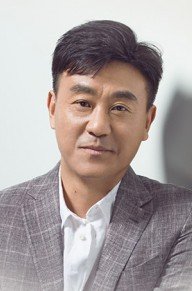 何冰