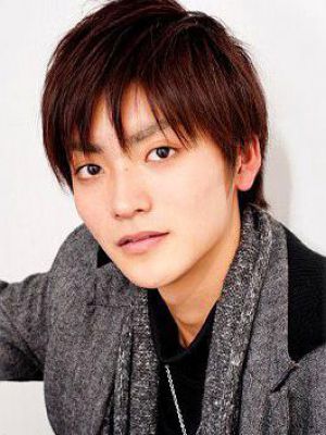 山本凉介